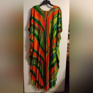 Vintage 70' s Accordion Pleated Caftan